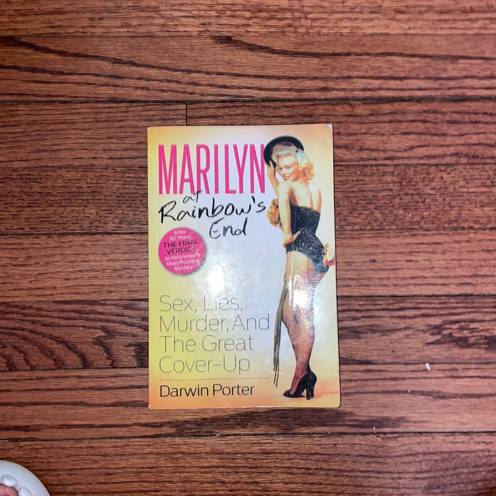 Marilyn book